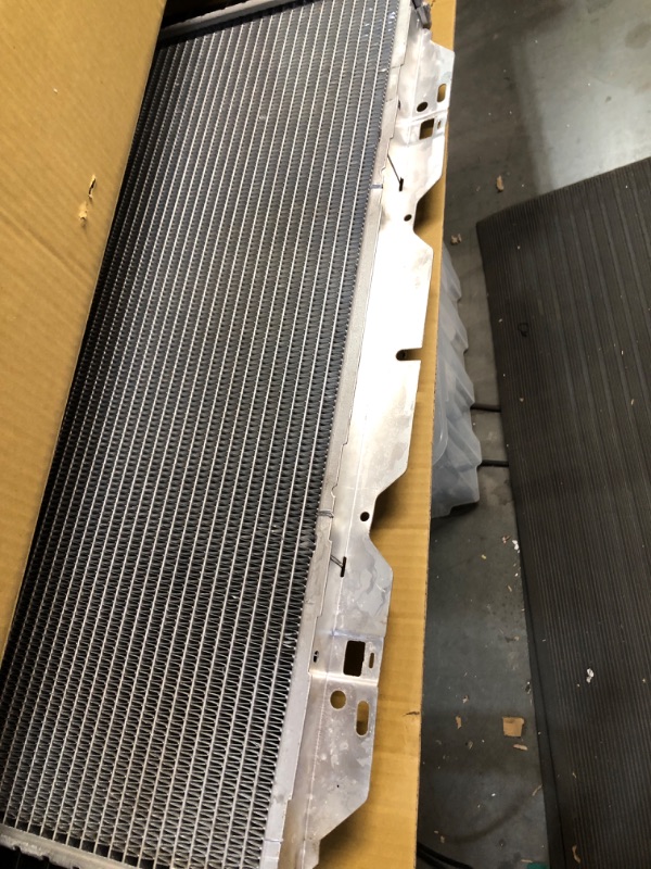 Photo 4 of **DIRTY **
TYC 1454 Compatible with Ford F-Series 2-Row Plastic Aluminum Replacement Radiator