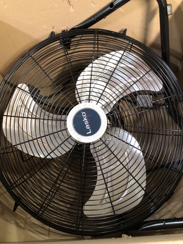 Photo 2 of * USED * 
Lasko 20" High Velocity Quick Mount, Easily Converts from a Floor Wall Fan, 7 x 22 x 22 inches, Black 2264QM