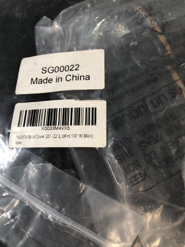 Photo 2 of Tuszom 800D Boat Cover Marine Grade Polyester Canvas Trailerable Full Size Boat Cover for V-Hull Runabouts Outboards and I/O Bass Boats 20' - 22' L, UP to 106" W Black