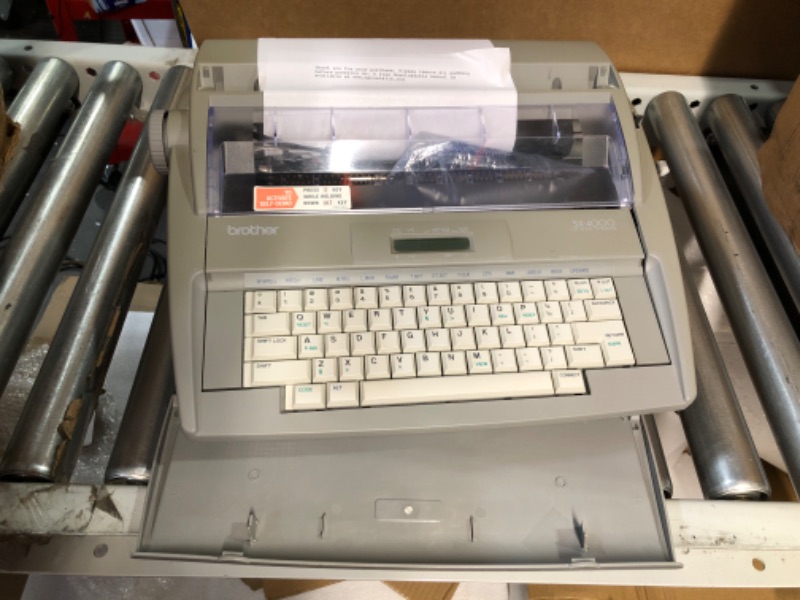 Photo 1 of DAMAGE Brother ML-300 Electronic Display Typewriter - Retail Packaging