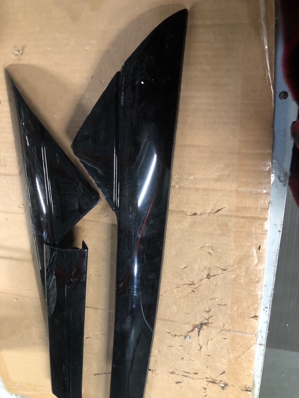 Photo 3 of WZruibo Windshield Trim Molding ***1 PIECE CRACKED IN HALF*** **SEE PHOTOS**