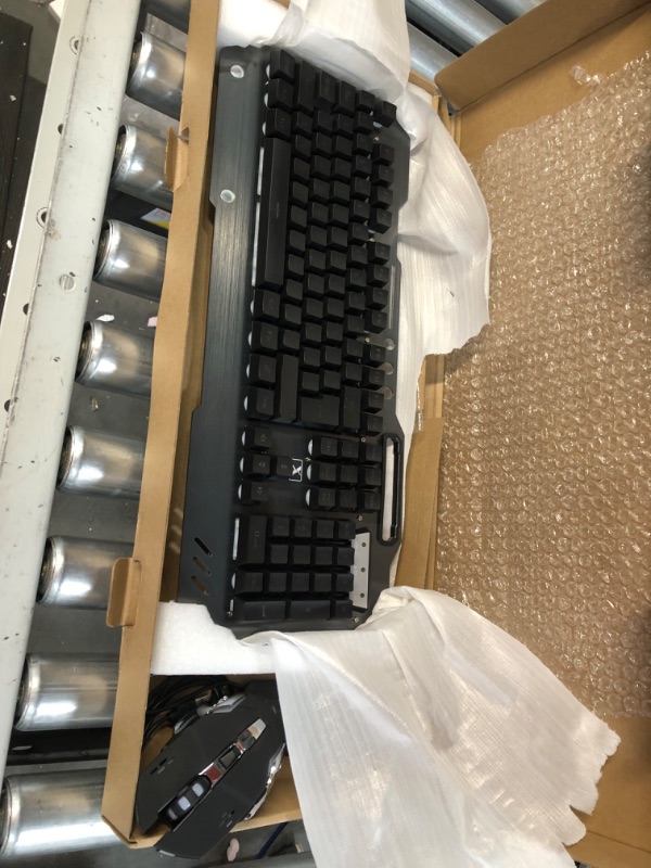 Photo 4 of Mamgasnake Wireless Gaming Keyboard and Mouse,RGB