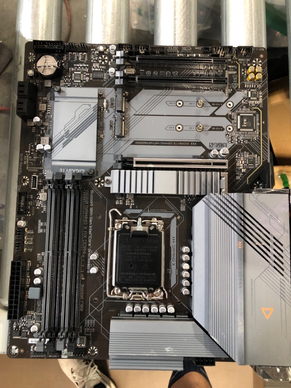 Photo 4 of GIGABYTE B660 Gaming X AX DDR4 Motherboard