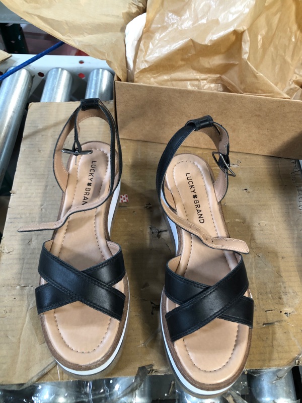 Photo 2 of Lucky Brand Women's Tarhi Wedge Sandal 8M
