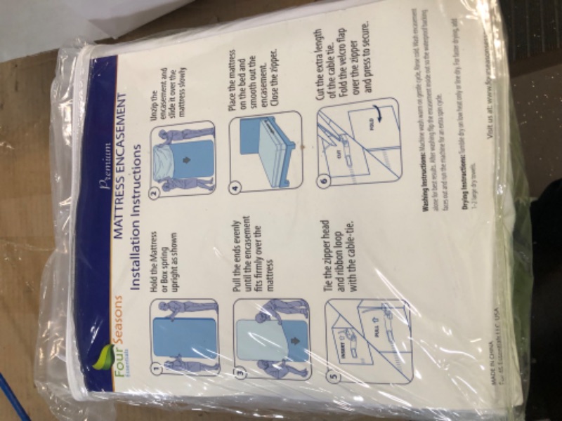 Photo 2 of  2 Items: Twin XL Zippered Mattress Protector