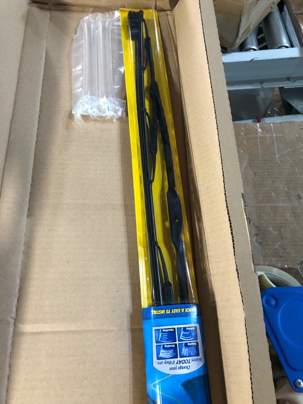Photo 1 of Rain-X 820145 WeatherBeater All-Season OEM Quality Conventional Windshield Wiper Blade - 26" and 18" (Combo Pack) 26" and 18" Combo