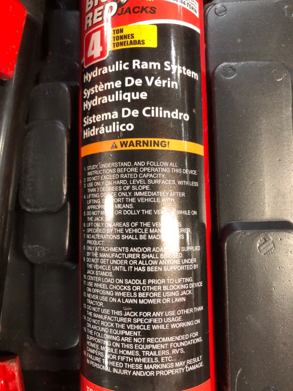 Photo 4 of [USED] BIG RED T70401S Torin Portable Hydraulic Ram: Auto Body Frame Repair Kit with Blow Mold Carrying Storage Case, 4 Ton (8,000 lb) Capacity, Red