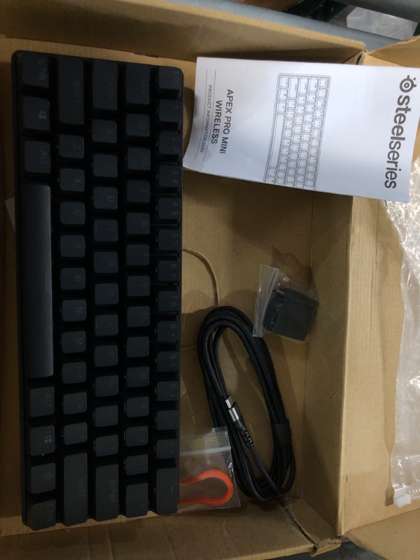 Photo 3 of Razer Huntsman Mini 60% Gaming Keyboard: