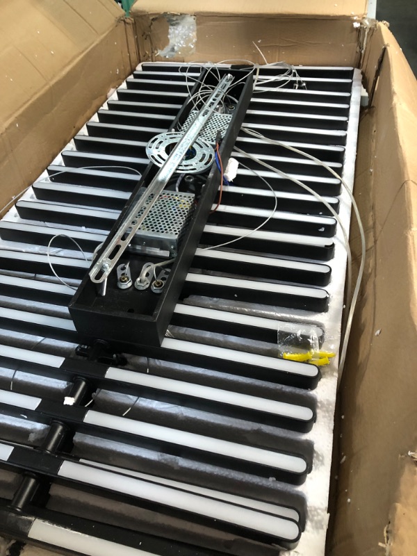 Photo 1 of Dimmable Modern Chandelier 40 Directional Lights LED L