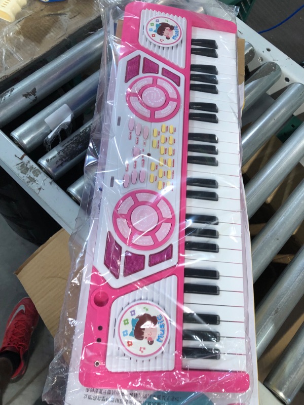 Photo 2 of Piano Keyboard with Microphone, Multifunctional Portable PINK