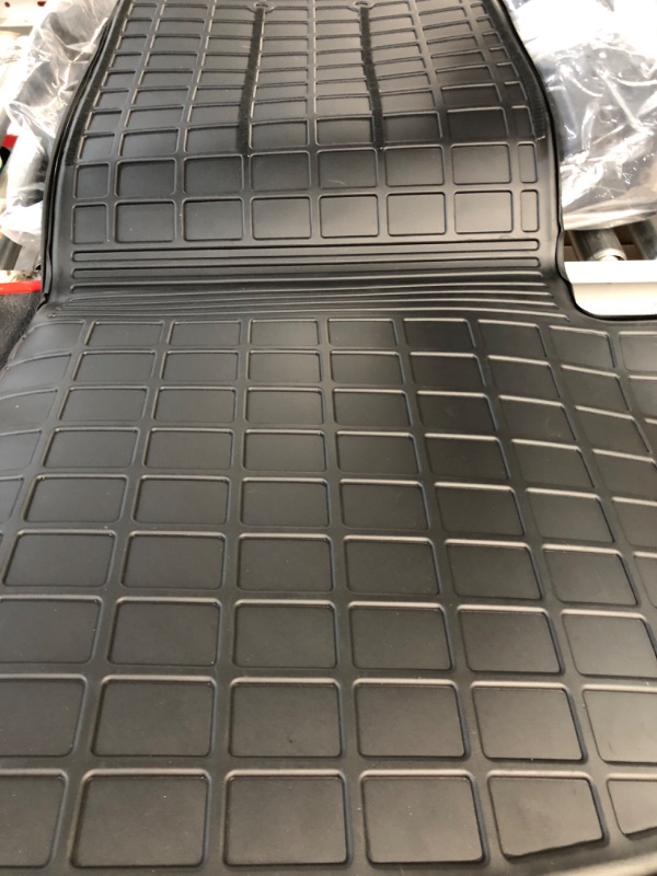 Photo 4 of Rongtaod Fit 2020-2023 Ford Explorer Floor Mats Cargo Liner