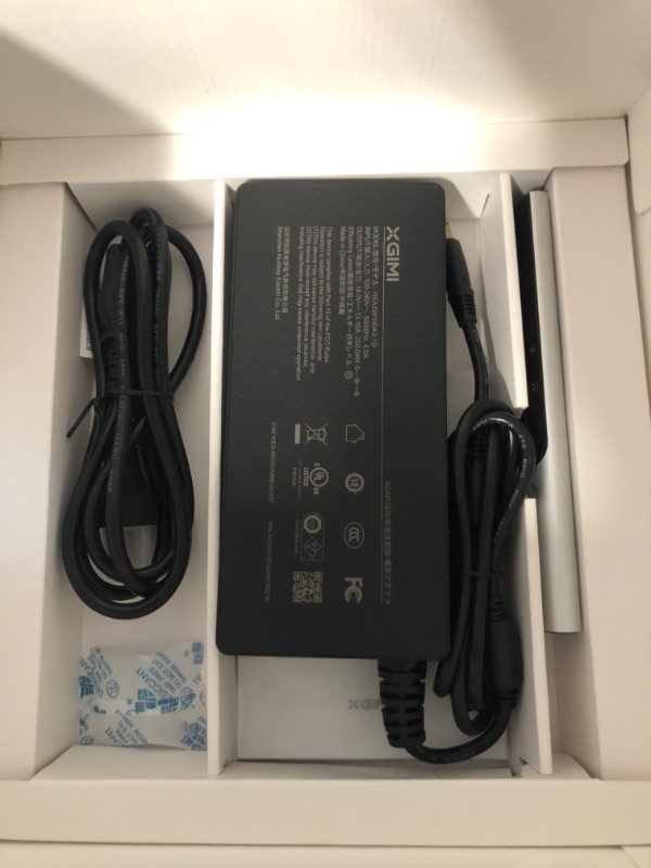 Photo 1 of **USED/SEE NOTES*** XGIMI Horizon Pro 4K Projector, 2200 ANSI Lumens, Android TV 10.0 Movie 