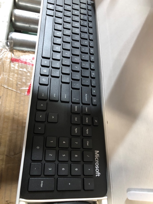 Photo 3 of Microsoft Wireless Bluetooth Keyboard and Mouse Desktop Set