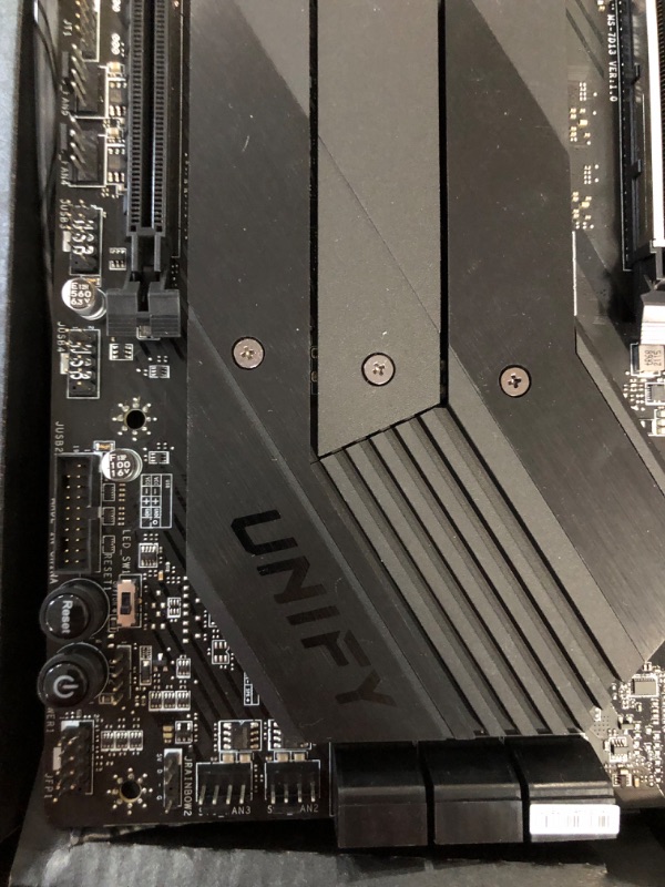 Photo 1 of MSI MEG B550 Unify Gaming Motherboard 