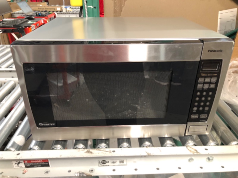 Photo 4 of (Parts Only) Panasonic Microwave Oven NN-SN966S