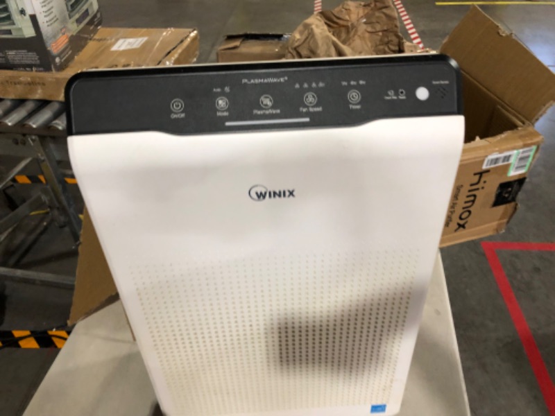 Photo 3 of **USED**POWERSON** 
Winix Air Cleaner C555 Features Smart Sensors