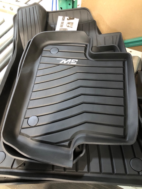 Photo 2 of 3W Floor Mats Compatible for Benz