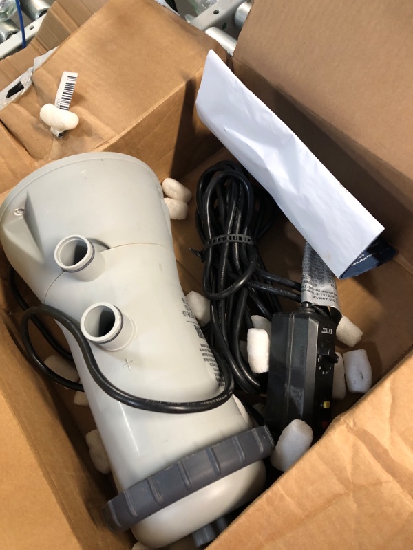 Photo 2 of -USED- INTEX 28603EG C530 Krystal Clear Cartridge Filter Pump for Above Ground Pools, 530 GPH 