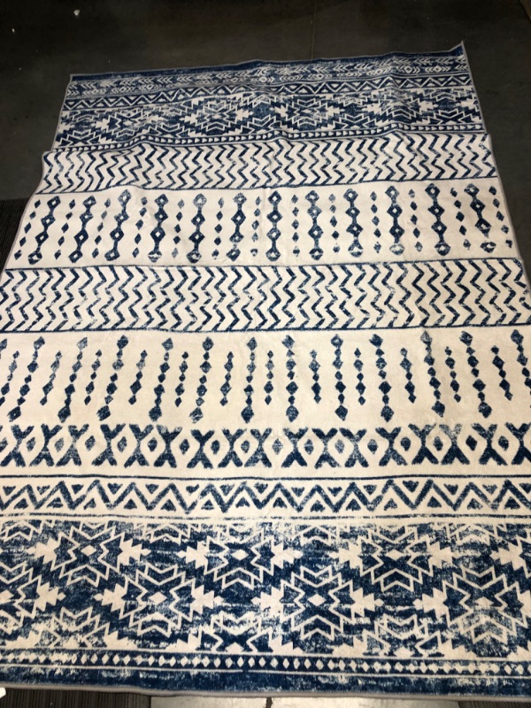 Photo 1 of  WEAVERS Blue 6"11 FT AREA RUG