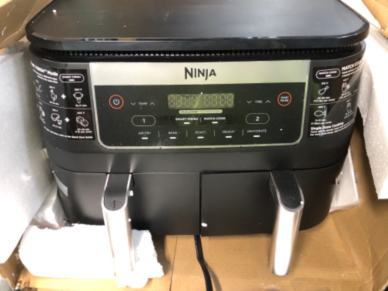 Photo 3 of **NEW** Ninja DZ090 Foodi 6 Quart 5-in-1 DualZone 2-Basket Air Fryer