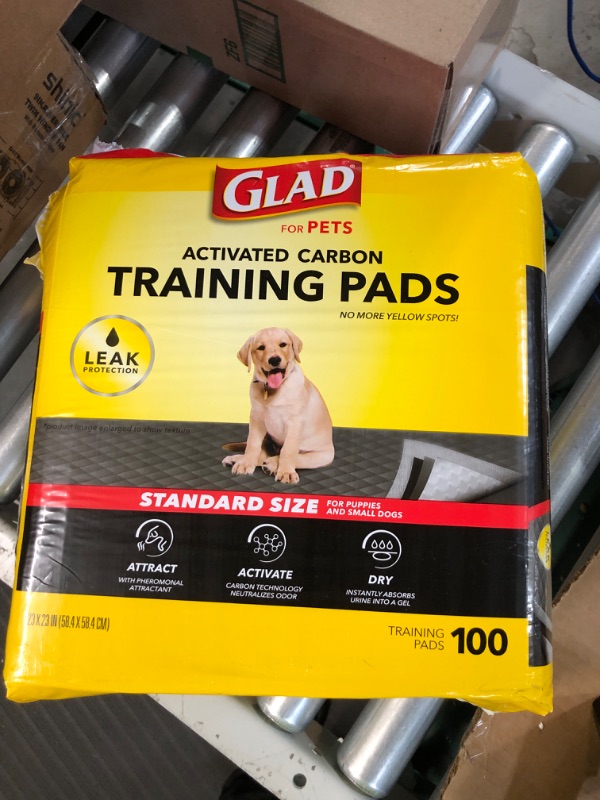 Photo 2 of Glad for Pets Black Charcoal Puppy Pads (100 Count)