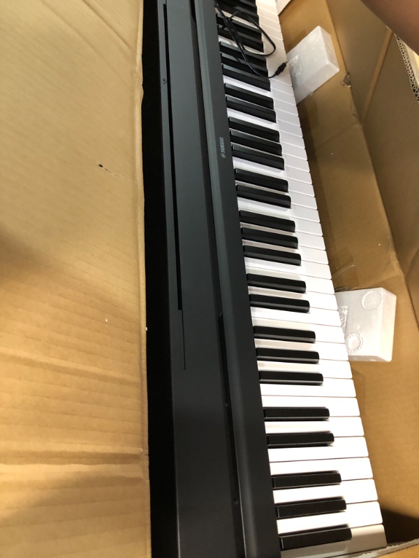 Photo 2 of (PARTS ONLY)TURNS ON BUT NO SOUND COMES OUT***YAMAHA P71 88-Key Weighted Action Digital Piano with Sustain Pedal and Power Supply (Amazon-Exclusive) P71 Black Digital Piano