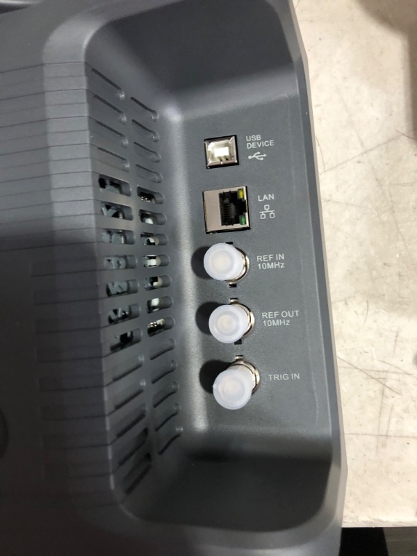 Photo 7 of (untestable) (cracked corner) Siglent Technologies SSA3021X-TG Spectrum Analyzers,9 kHz to 2.1 GHz with Free Tracking Generator
