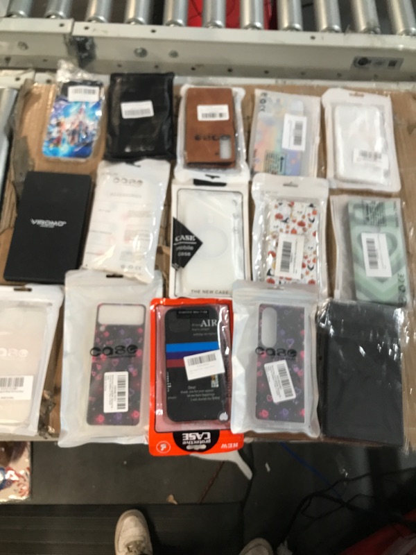 Photo 5 of 15 BIG LOT OF PHONE CASES LOT OF DIFFERNT 