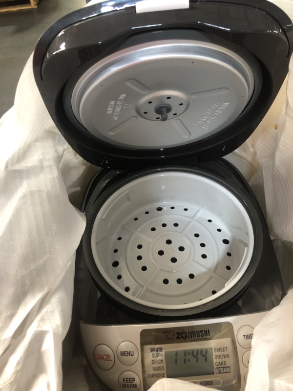 Photo 1 of **USED**  Zojirushi NS-TSC10 5-1/2-Cup (Uncooked) Micom Rice Cooker and Warmer,