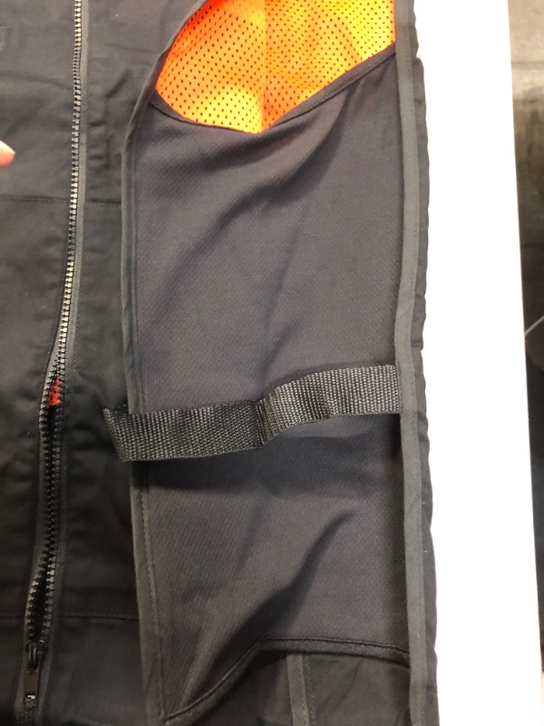 Photo 4 of Cooling Vest with 4 Ice Packs, Lightweight, Quick Recharge Cooling, Ergodyne Chill Its 6260
SIZE L/XL