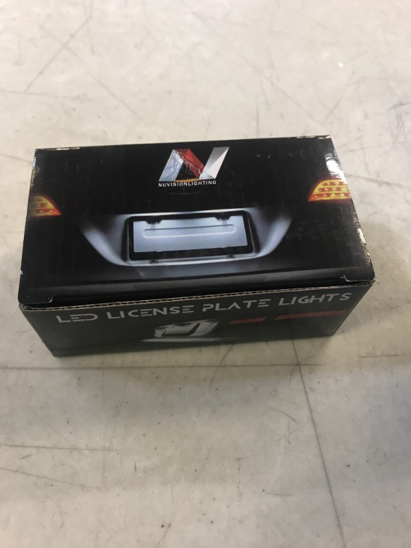 Photo 1 of Nuvision Lighting NVL-LPL-014 License Plate Lights for 1999-2014 E150 E250 E350 Econoline Super Duty
