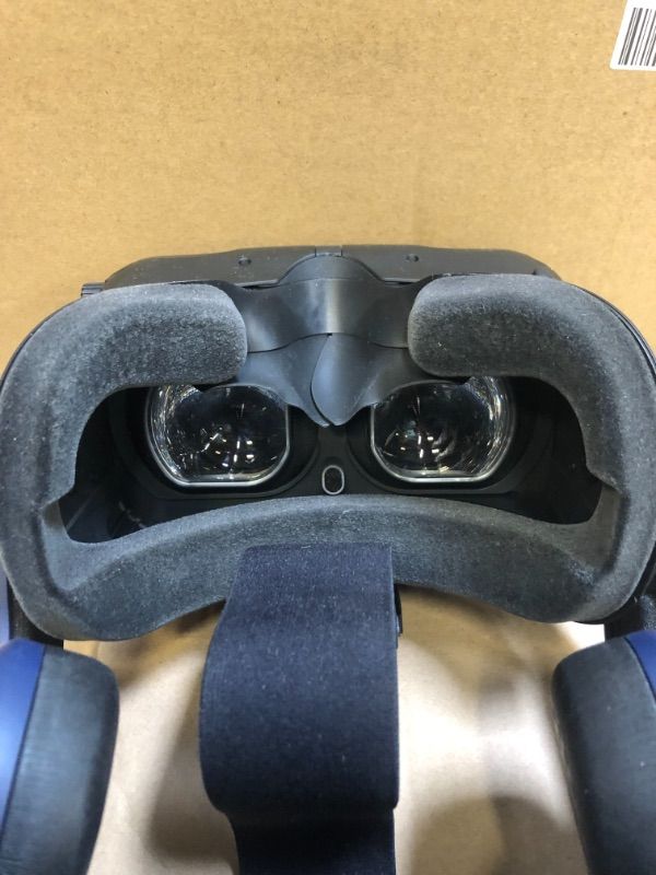 Photo 20 of HTC VIVE Pro Virtual Reality System
