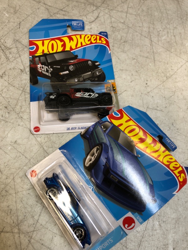 Photo 1 of 2 COLLECTABLE HOT WHEELS CARS 