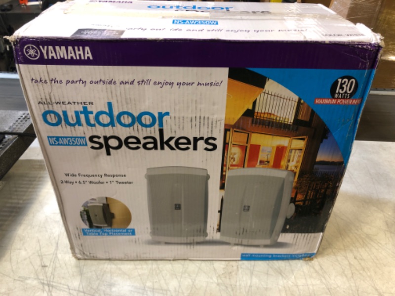 Photo 5 of Yamaha NS-AW350W All-Weather Indoor/Outdoor 2-Way Speakers - White (Pair) 2 Speakers White
**USED AND DIRTY**