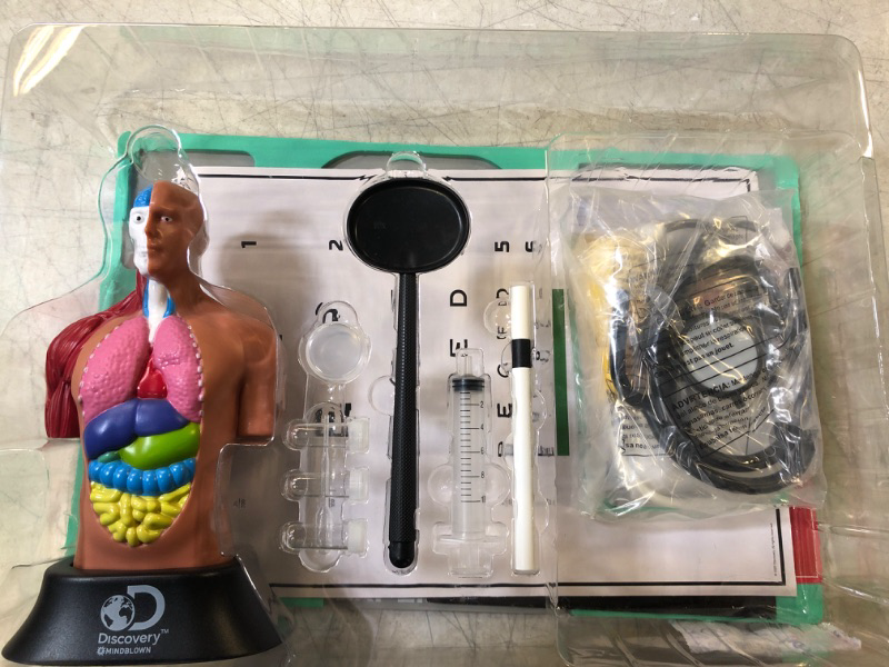 Photo 3 of Discovery #MINDBLOWN Career Play Doctor Kit