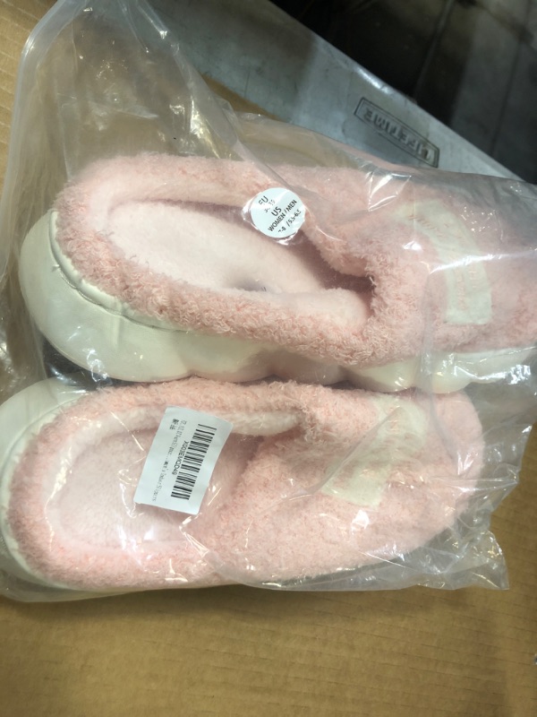 Photo 2 of 38/39----HZ.AILIZ Women's Fuzzy Wool-Like House Shoes with Memory Foam, Gift for Women, Ladies Slippers with Indoor mens slippers cloud slides for women 6-6.5 Women/4-5 Men Pink