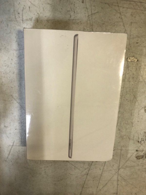 Photo 2 of Apple 2021 10.2-inch iPad (Wi-Fi, 64GB) - Silver WiFi 64GB Silver
FACTORY SEALED