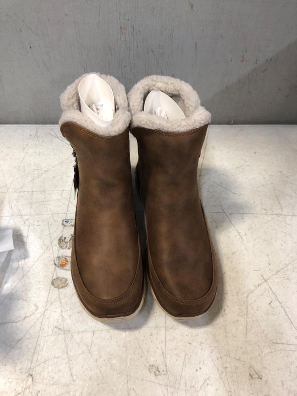 Photo 4 of Skechers Women's Synergy-Short Quarter Zipper Boot with Sherpa Trim Snow SIZE 8.5 Chestnut