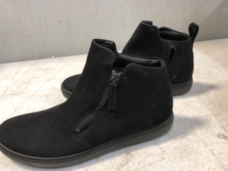 Photo 1 of ECCO Women's Soft 7 Zip 2.0 Sneaker, Andorra,SIZE 9-9.5
