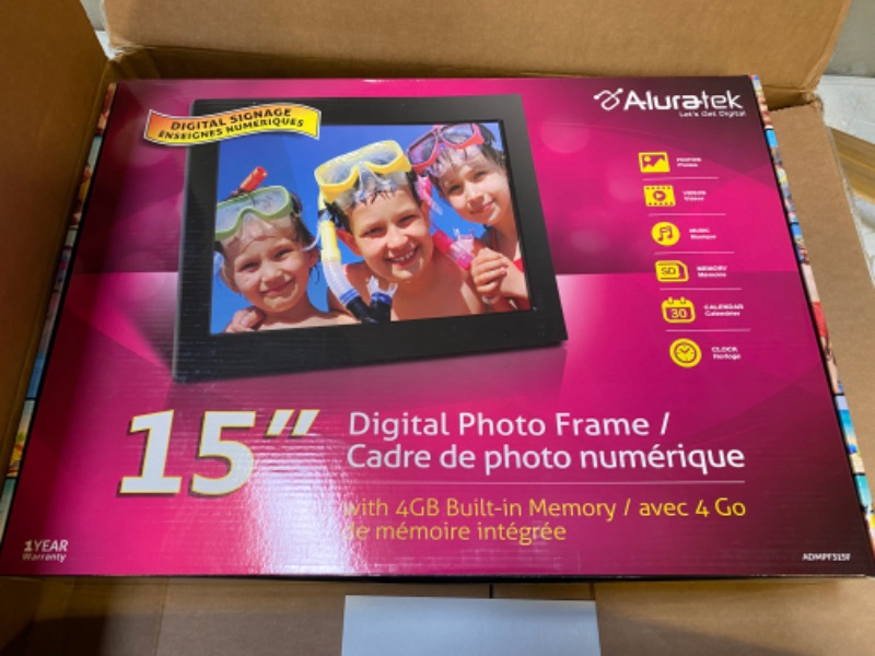 Photo 1 of Aluratek 15-in. Digital Photo Frame