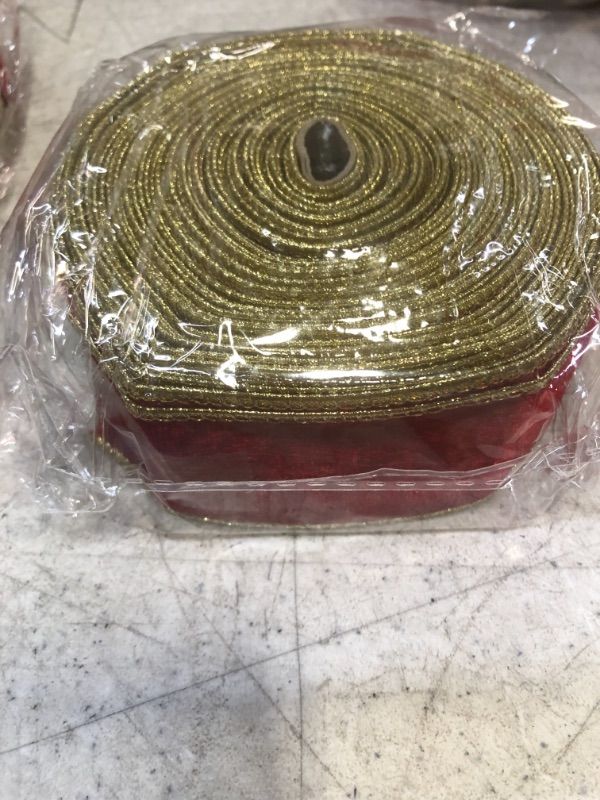 Photo 1 of 1.5Inch X 20 Yards Christmas Velvet Ribbon,1.5" Wide Wired Ribbon for Christmas Crafts Decoration, Wrapping Crafts (Red)