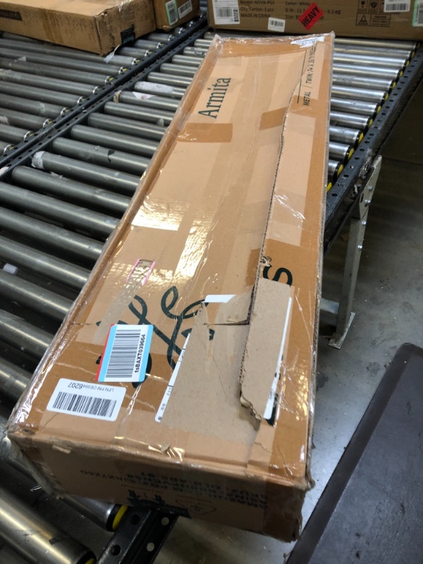 Photo 2 of ZINUS 9 Inch Metal Smart Box Spring / Mattress Foundation / Strong Metal Frame / Easy Assembly, Twin Twin Original---missing some parts sale forparts only 