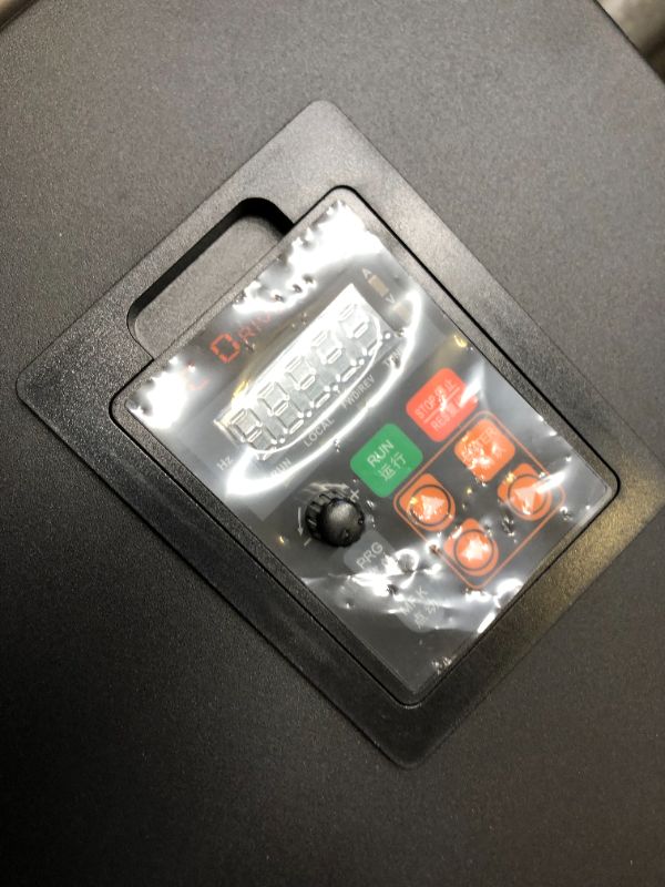 Photo 4 of LAPOND VFD Single to 3 Phase Variable Frequency Drive VFD Inverter VFD Drive 20HP 15KW 220V 60A (15KW) ---- DOOR IS BROKEN