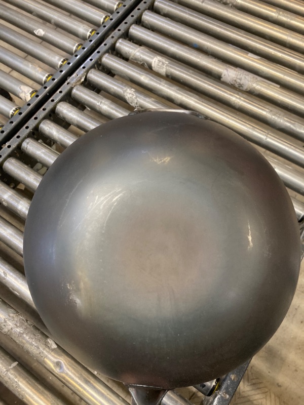 Photo 4 of YOSUKATA Carbon Steel Wok Pan – 13,5 “ DISCOLORED/MARKINGS