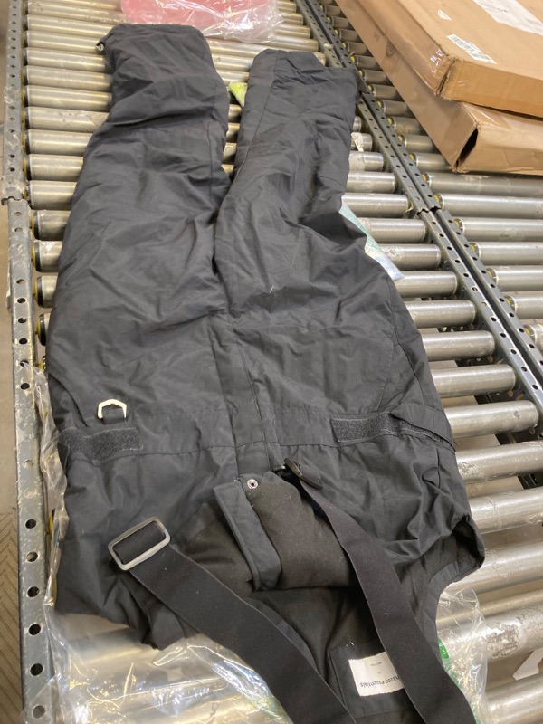 Photo 1 of Amazon Essentials Men's Water-Resistant Insulated Snow Bib Overall X-Large Black