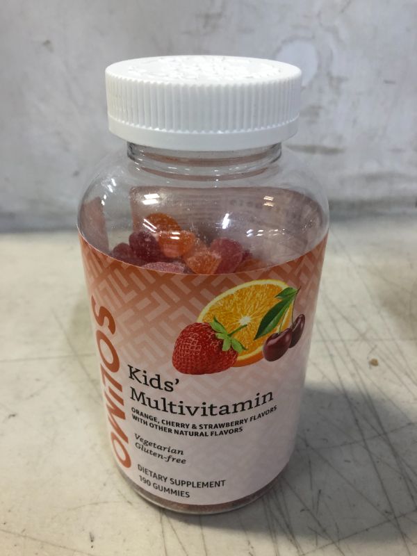 Photo 2 of Amazon Brand - Solimo Kids' Multivitamin, 190 Gummies 190 Count (Pack of 1), EXP FEB2024