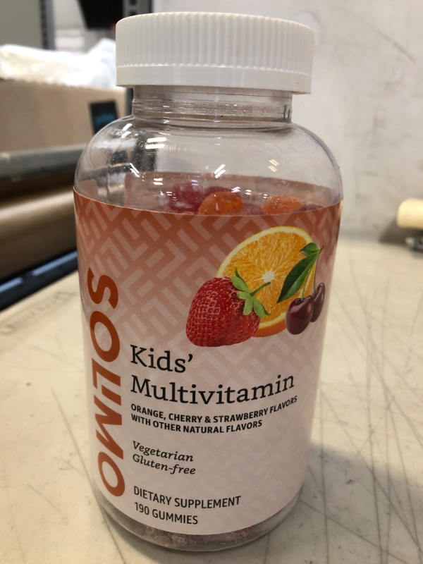 Photo 2 of Amazon Brand - Solimo Kids' Multivitamin, 190 Gummies 190 Count (Pack of 1)  EXP 2/2024