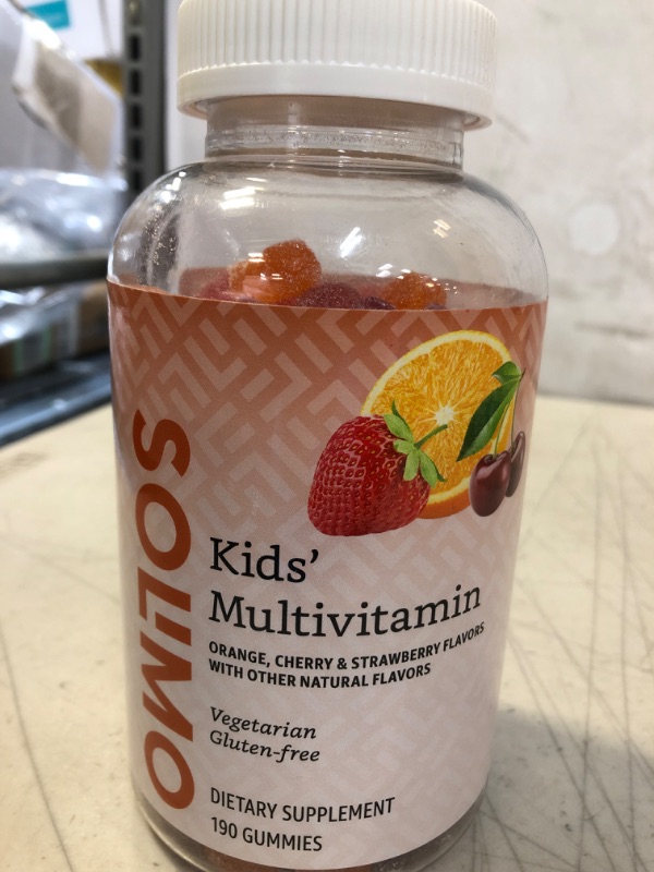 Photo 2 of Amazon Brand - Solimo Kids' Multivitamin, 190 Gummies 190 Count (Pack of 1)  EXP 2/2024