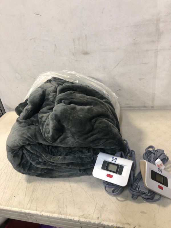 Photo 2 of Sealy Electric Blanket Queen Size, Flannel & Sherpa Heated Blanket with 10 Heating Levels & 1-12 Hours Auto Shut Off, Fast Heating Blanket, Machine Washable, Grey, 84 x 90 Inch Dark Grey Queen Size 84" x 90"