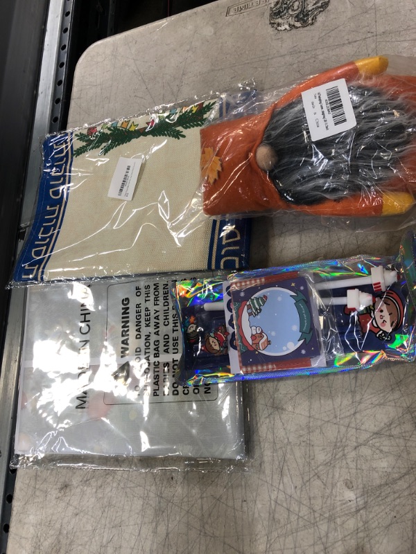 Photo 1 of bag of christmas items 